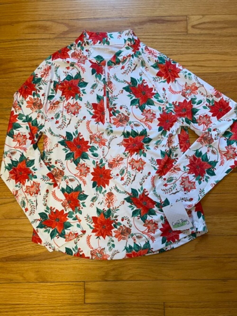 CORAL BAY Golf NWT POINSETTIA Small Top Activewear